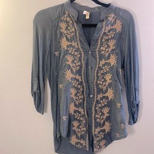 Dusty blue silk and jersey embroidered top.